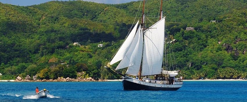 A traditional Dutch schooner, Sea Pearl offers week-long island-hopping dive safaris in the Seychelles, visiting coral-covered wrecks, reef slopes, and granite boulders buzzing with fish