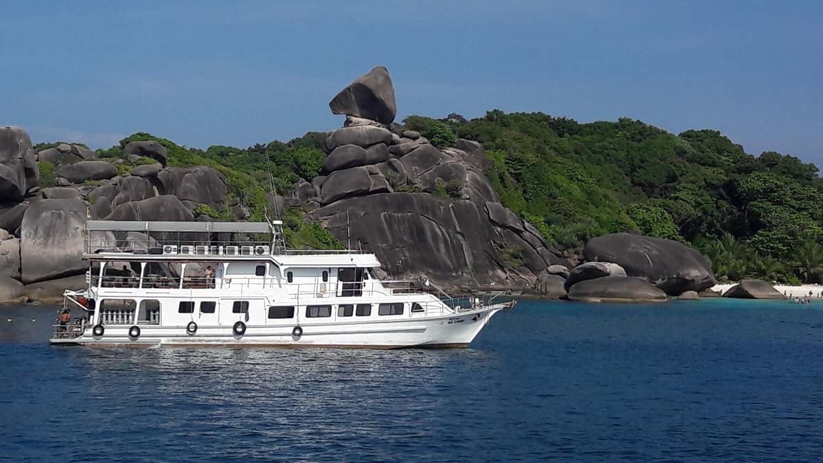Explore Thailand’s top dive sites aboard the Camic liveaboard, cruising Similan and Surin Islands, including Richelieu Rock. Enjoy small-group diving, Nitrox, eco-friendly amenities, and air-conditioned cabins