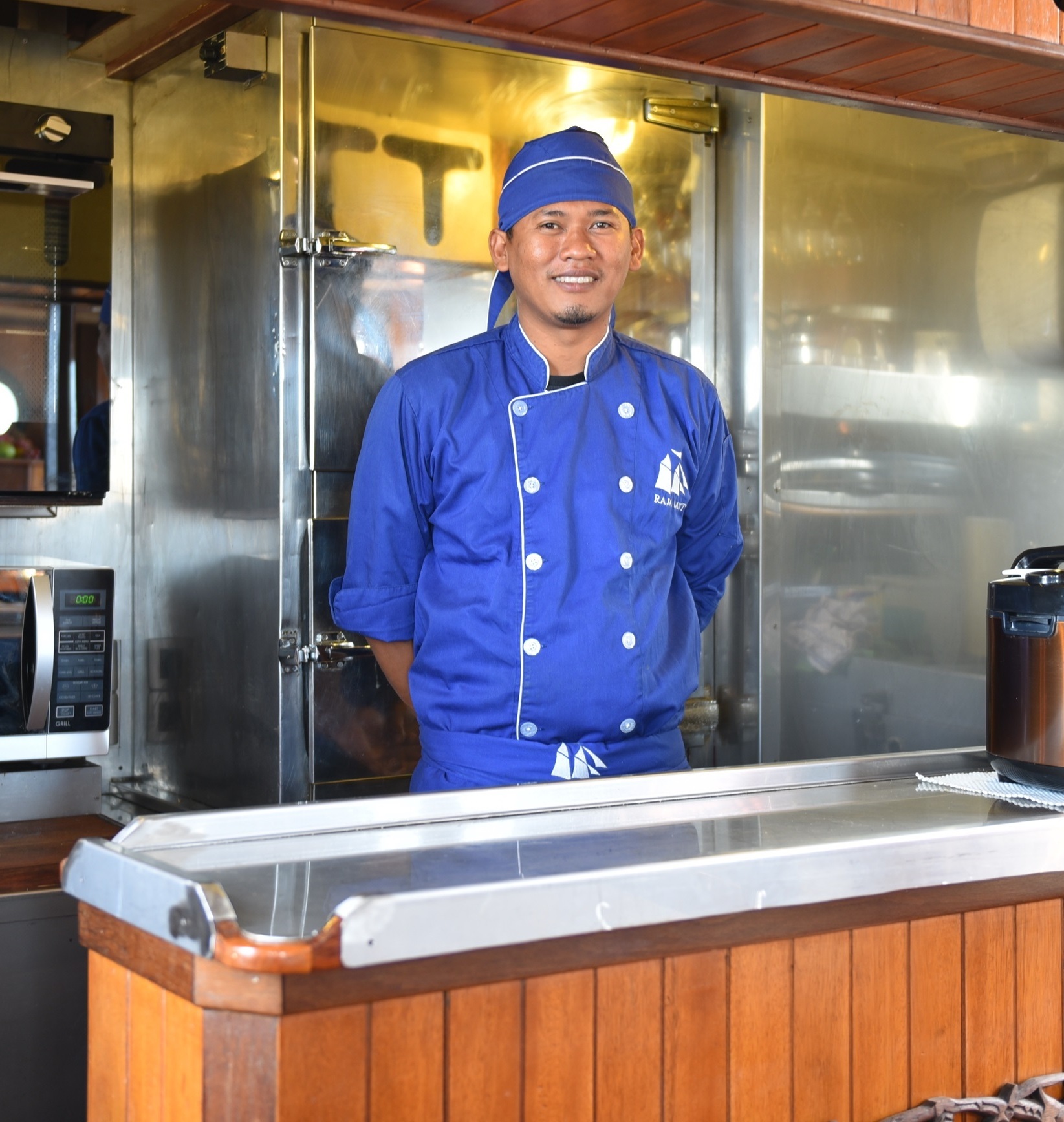 Emperor Raja Laut chef