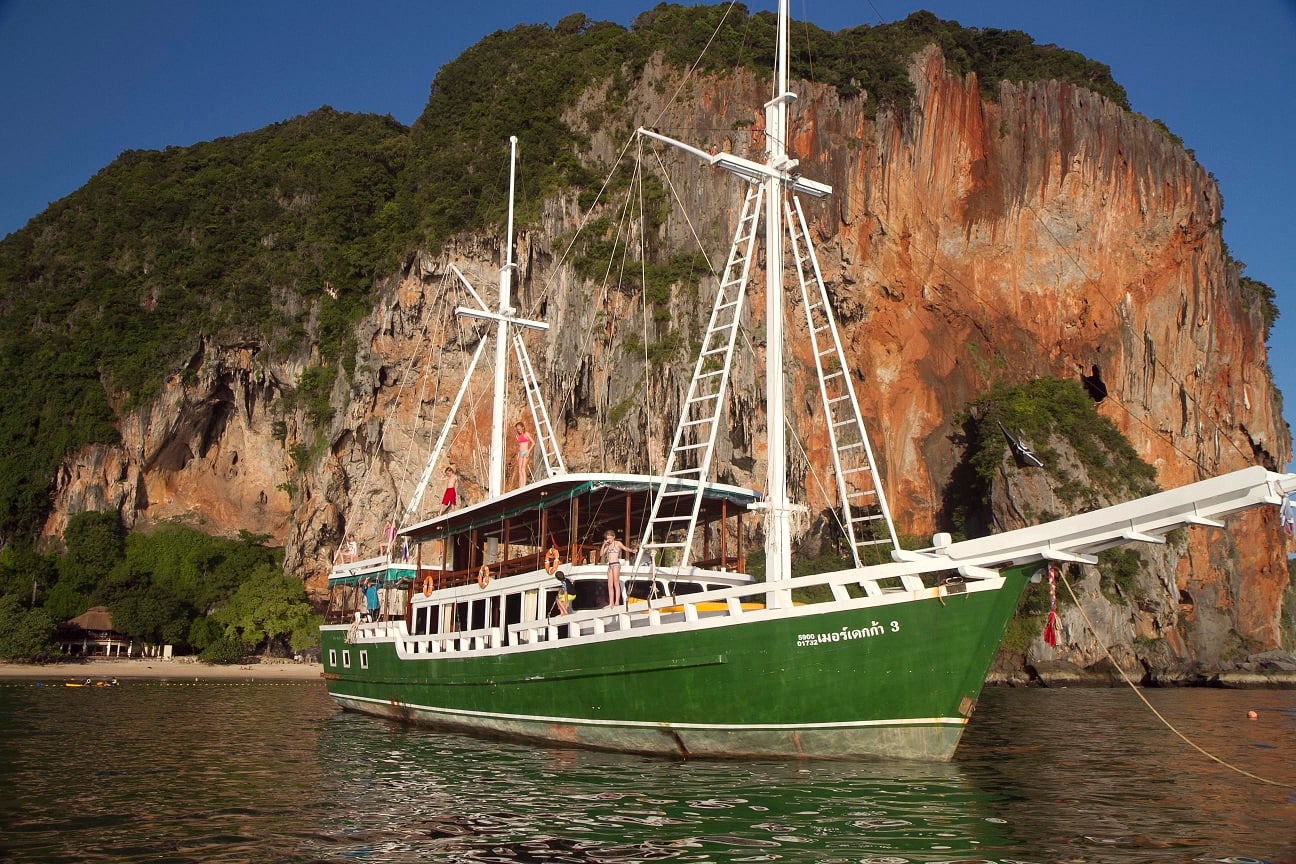 With its relaxed, eco-conscious vibe, Merdeka 3 combines diving and wellness while exploring Thailand’s southern Similan sites. Sunset yoga and whale shark sightings both make the schedule