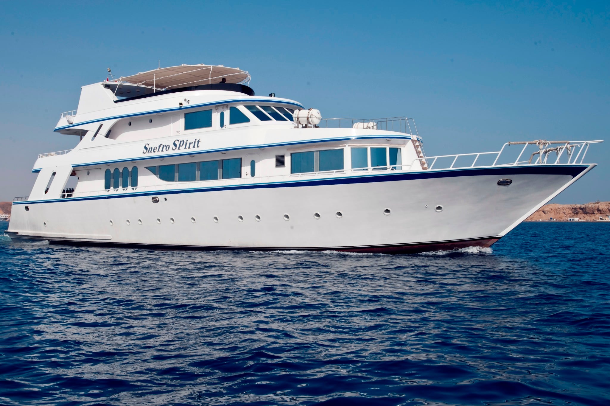 Snefro Spirit delivers consistent dive trips to the Thistlegorm and Ras Mohammed, with cozy accommodation and smooth logistics for divers of all levels