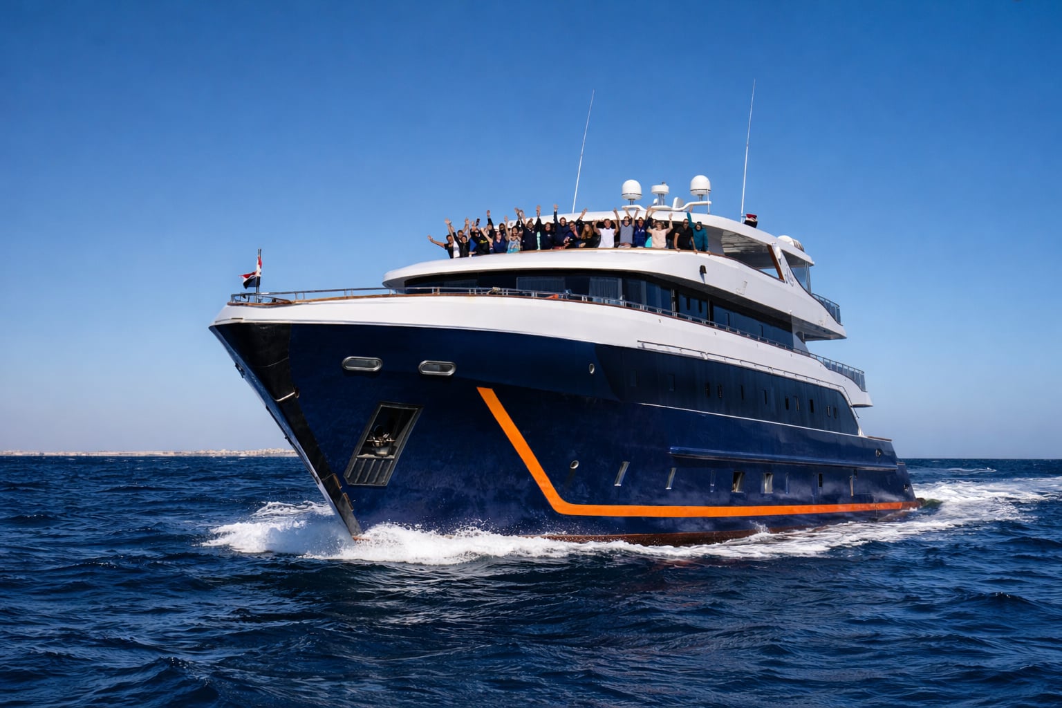 A relaxed pace defines Dune Silky’s route. From Sataya’s spinner dolphins to hard coral gardens near Fury Shoals, this vessel focuses on balanced itineraries and marine life variety