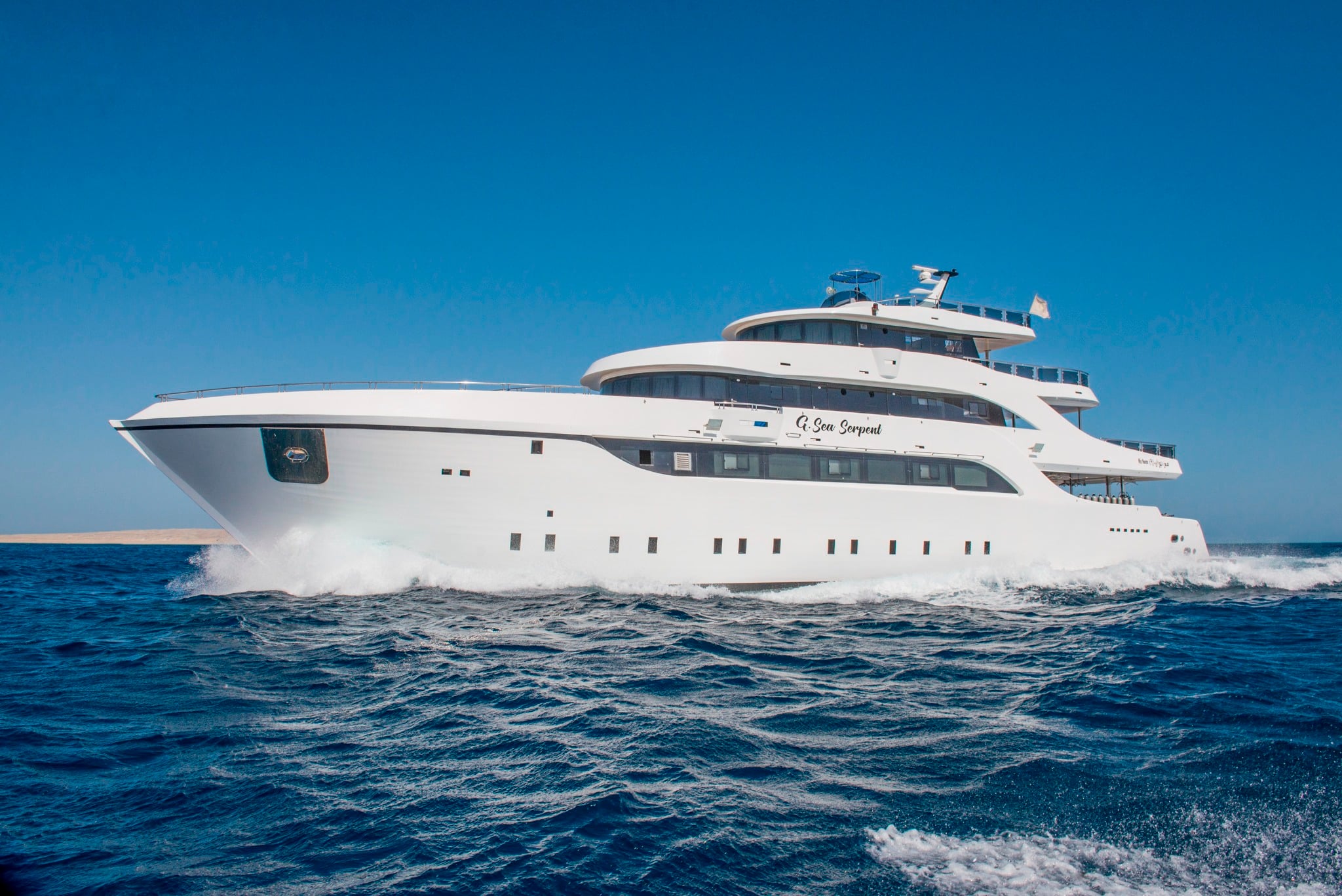 With a modern aesthetic and spacious design, Sea Serpent Glorious Miss Nouran offers access to the Red Sea's renowned dive spots, including Fury Shoal and Brothers Islands, featuring vibrant reefs and diverse marine ecosystems