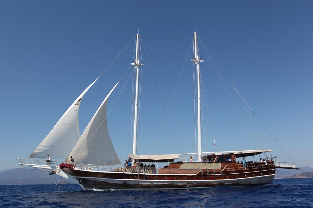 Explore Turkey’s coast aboard Seahorse liveaboard, a 32-metre gulet with 7 cabins, sun decks, diving, swimming stops, and relaxed Fethiye and Göcek cruising itineraries