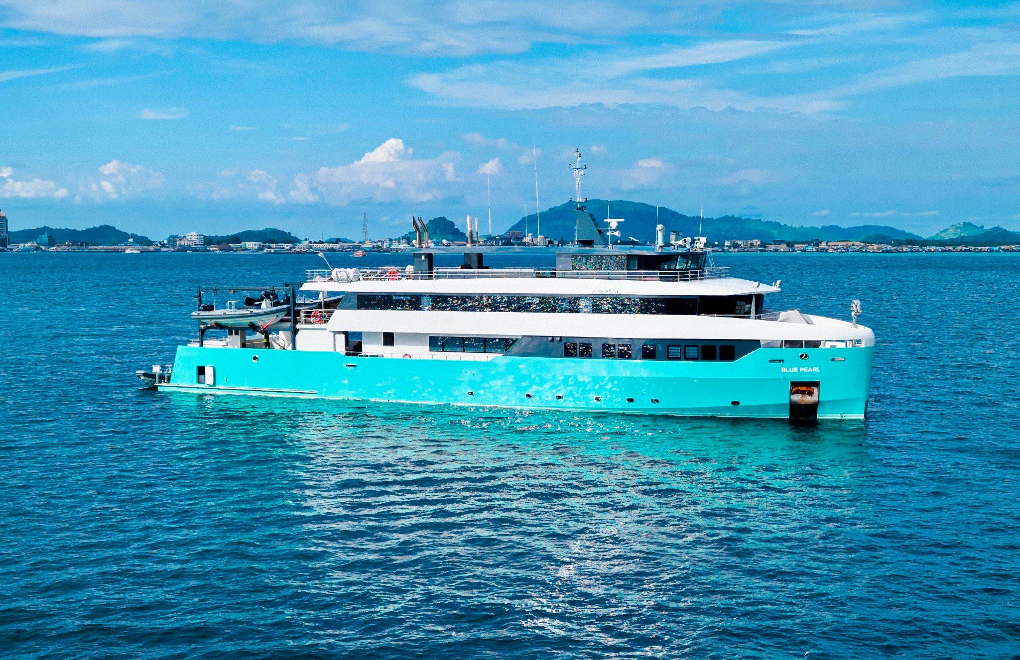 Blue Pearl is a 48.2-metre luxury liveaboard designed for diving expeditions throughout Indonesia. Built in 2026 to international standards, the yacht combines modern engineering, premium ...